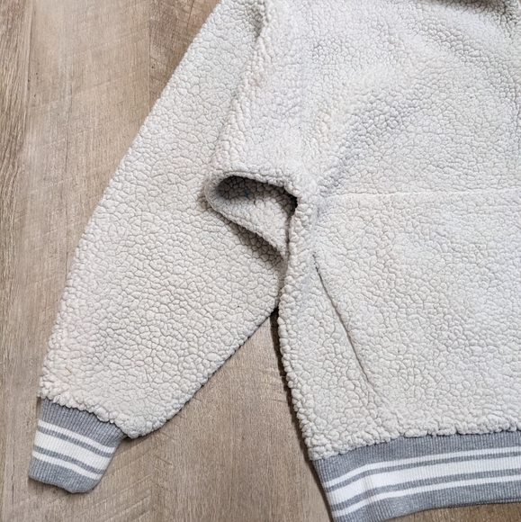 American Eagle Outfitters White Sherpa Half Zip Sweater - Picture 9 of 13